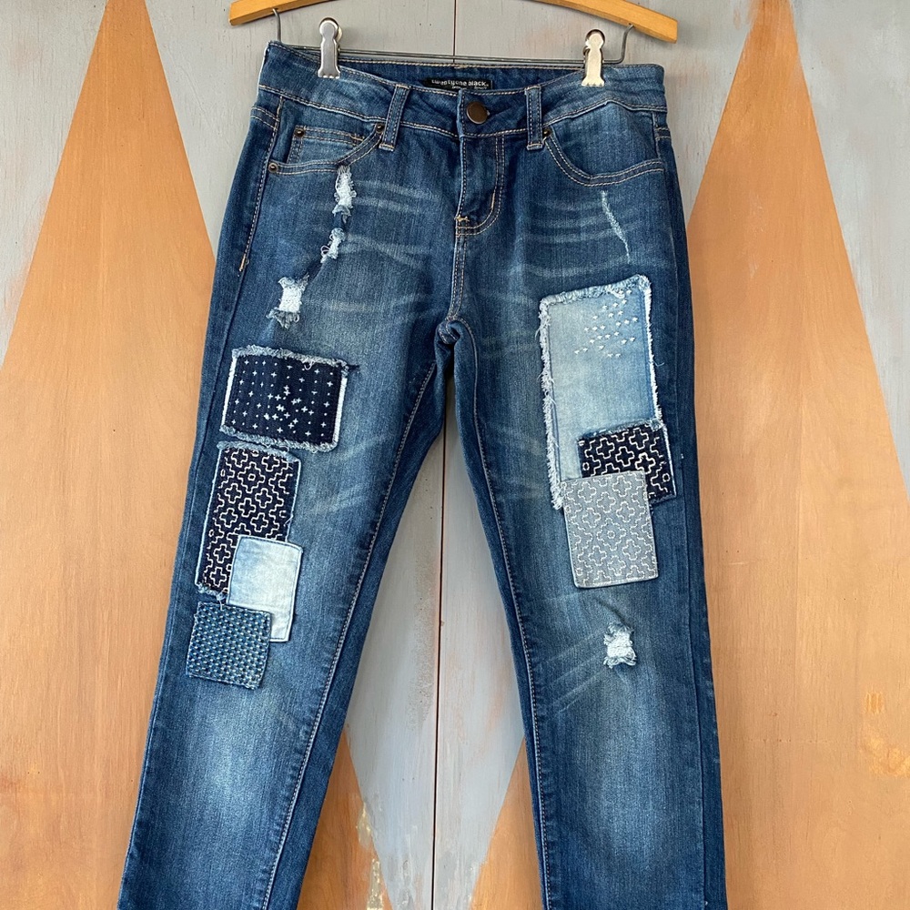 Twenty one black by Rue21 - Mid Rise Skinny Flex Jeans w/denim patchwork - 1/2 R